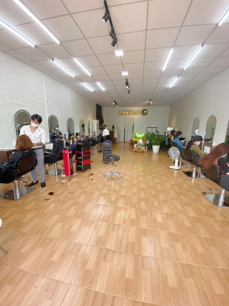 Salon Phương Nguyễn