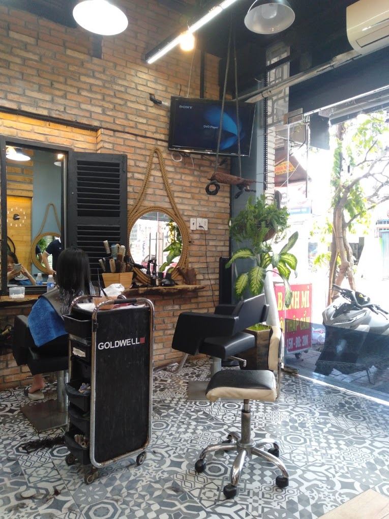 Salon Tài Hậu