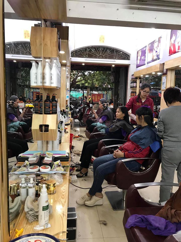 Salon Thuỳ Linh