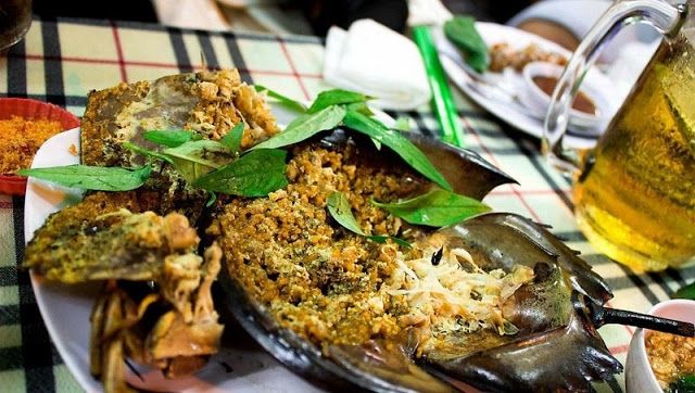 Sam biển nướng, món ăn độc đáo nhất vùng biển Quảng Ninh