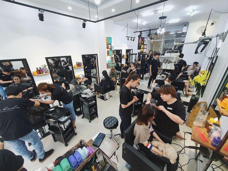 Samie Haircolor Salon & Studio