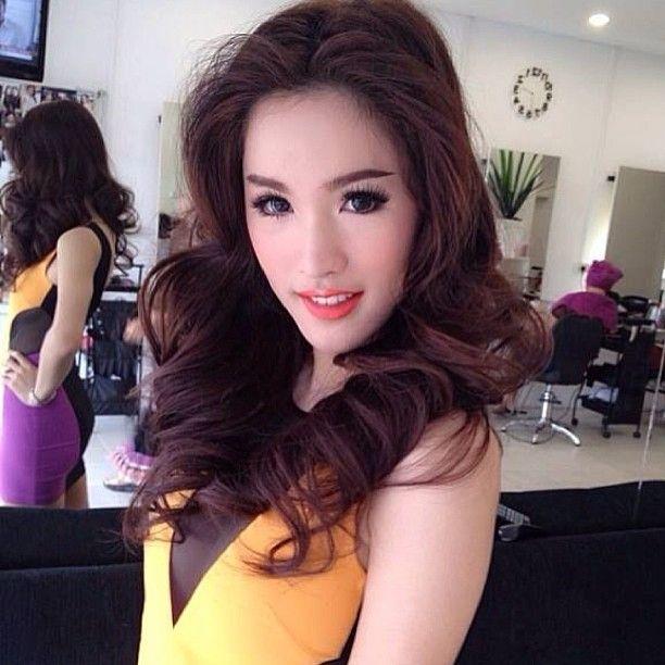 Mỹ nhân chuyển giới đẹp nhất Thái Lan
