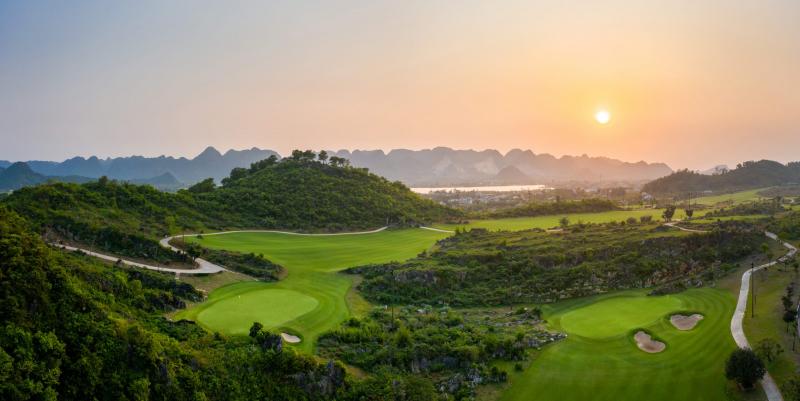 Sân golf Hoàng Gia (Ninh Bình)