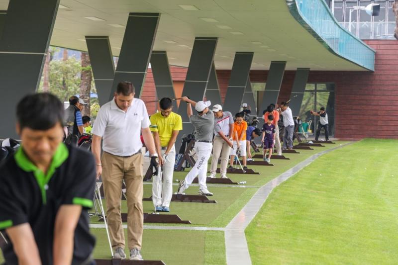 Sân golf Hà Đông đã thu hút được sự chú ý của rất nhiều golfer khu vực Hà Đông và các vùng lân cận.﻿