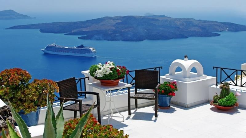 Santorini - hòn đảo đẹp như mơ dành cho người đang yêu