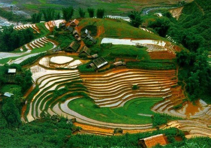 Top 12 Địa điểm có phong cảnh đẹp nhất Việt Nam 