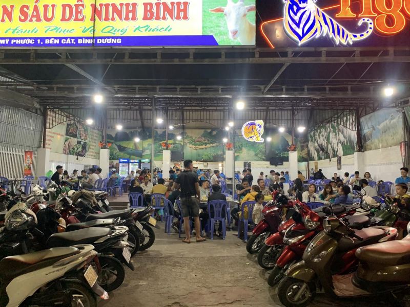 Sáu dê Ninh Bình