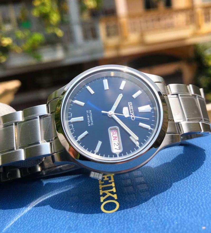 Đồng hồ Seiko