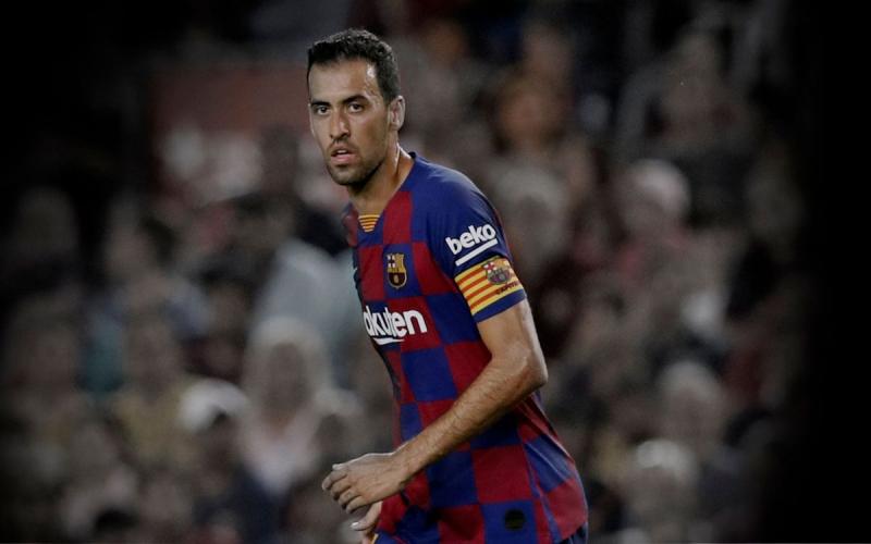 Tiền vệ Sergio Busquets là gương mặt bất khả xâm phạm trong màu áo Barcelona