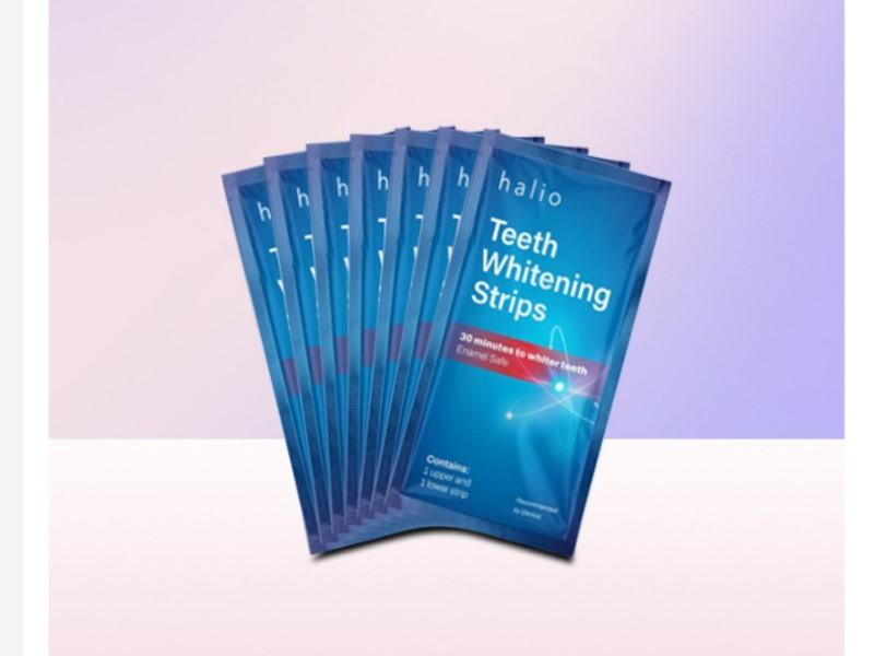 Miếng dán trắng răng Halio Teeth Whitening Strips