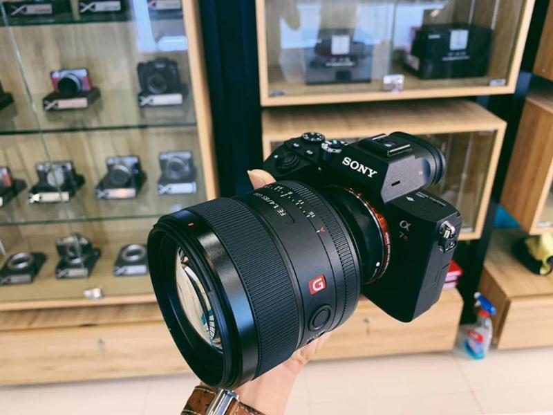 Shop DSLR Đà Nẵng là đơn vị chuyên cung cấp máy ảnh Canon, máy ảnh Nikon tại Đà Nẵng, hàng xách tay Nhật Bản chất lượng tốt, giá ưu đãi và bảo hành uy tín nhất miền Trung