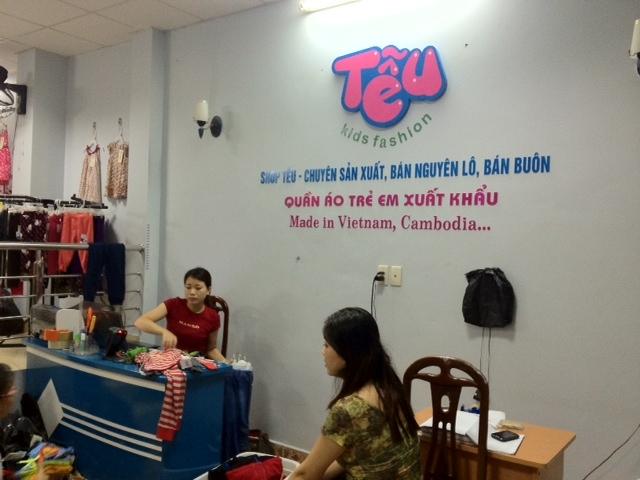 Shop Tễu là một trong những shop uy tín, chất lượng bán buôn, bán lẻ quần áo trẻ em ở khu vực quận Thanh Xuân