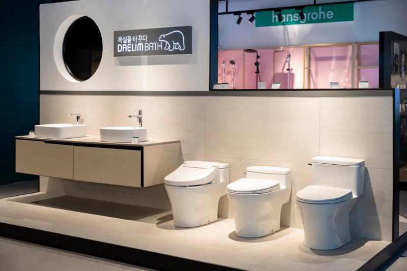 Showroom Hùng Túy
