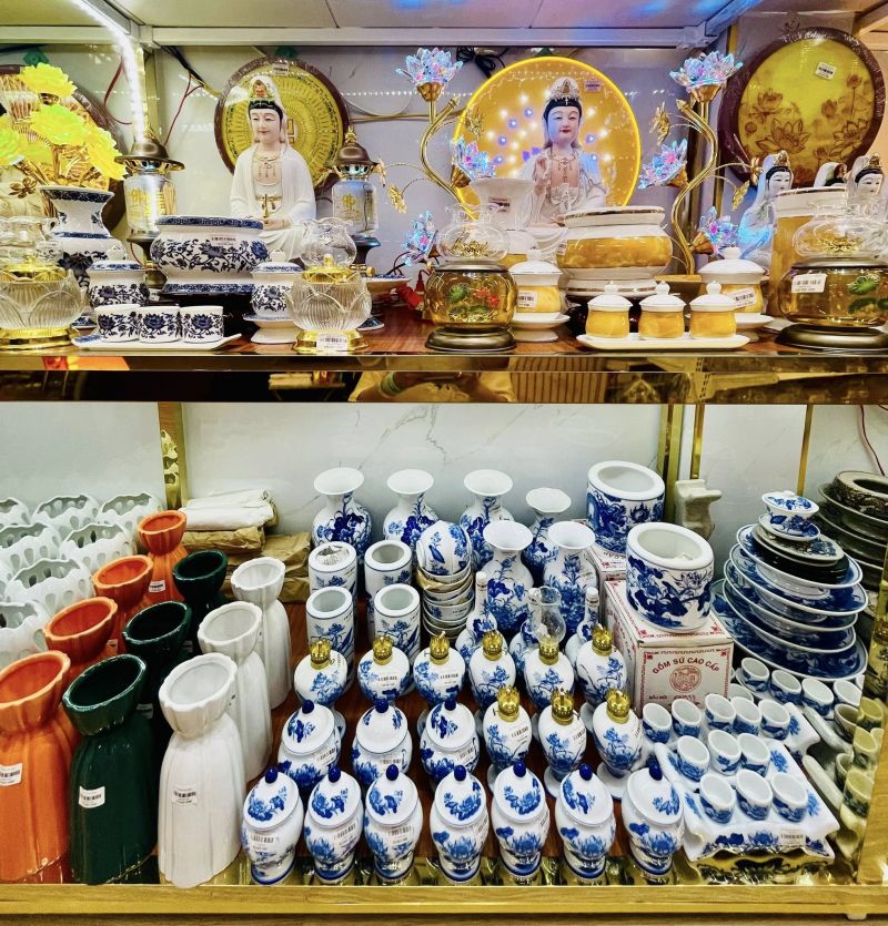 Siêu thị tâm linh Tuệ Tâm