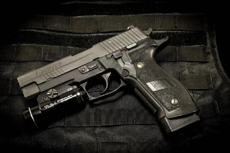 Sig Sauser P226