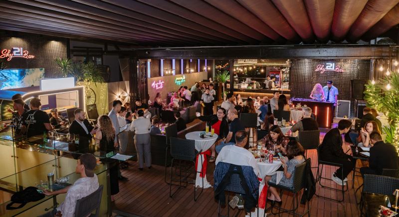 Sky 21 Bar & Bistro