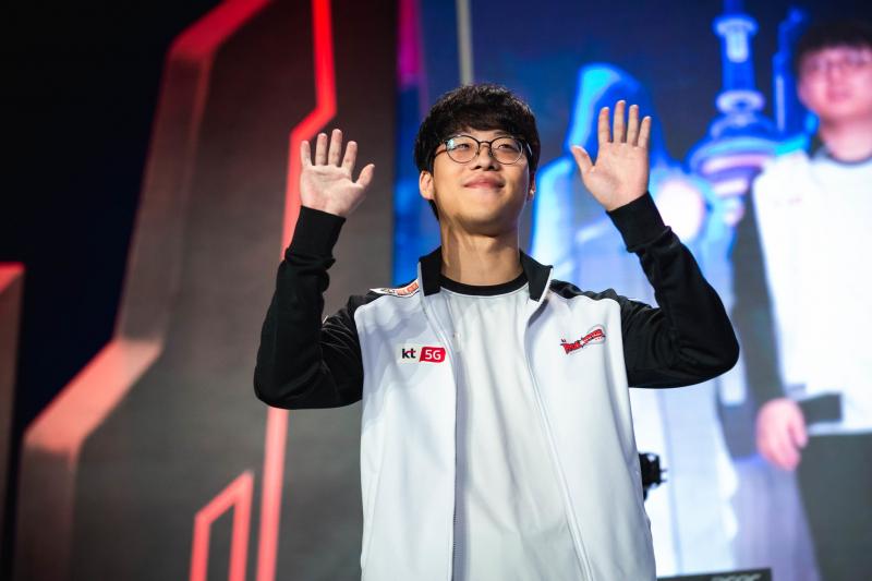 Game thủ Smeb