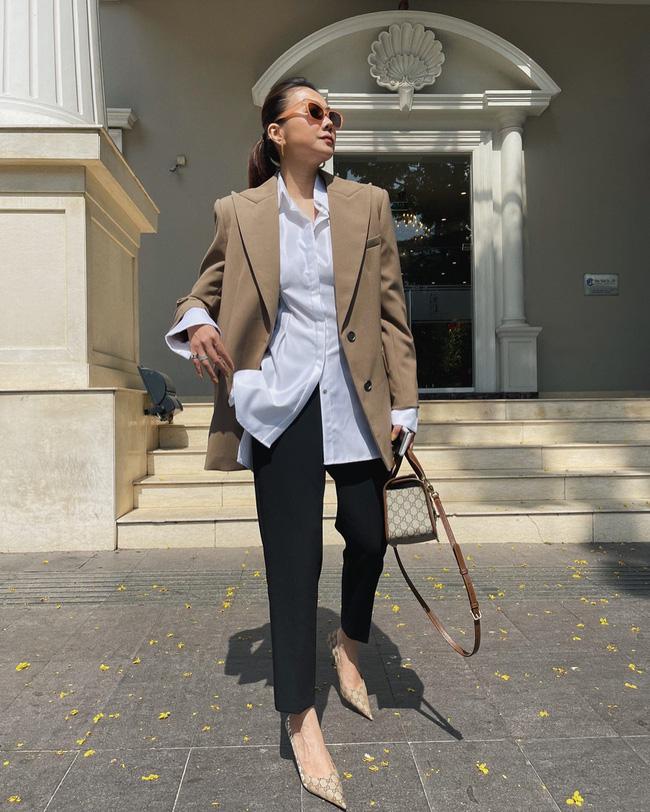 Sơ mi với blazer