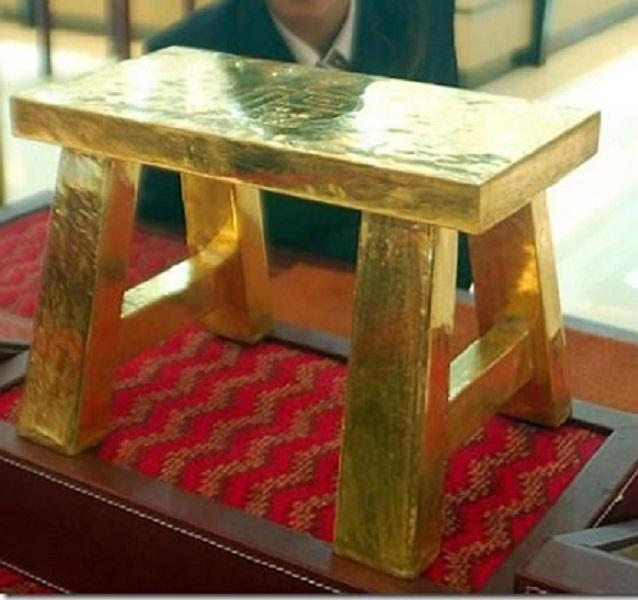 Solid Gold Stool