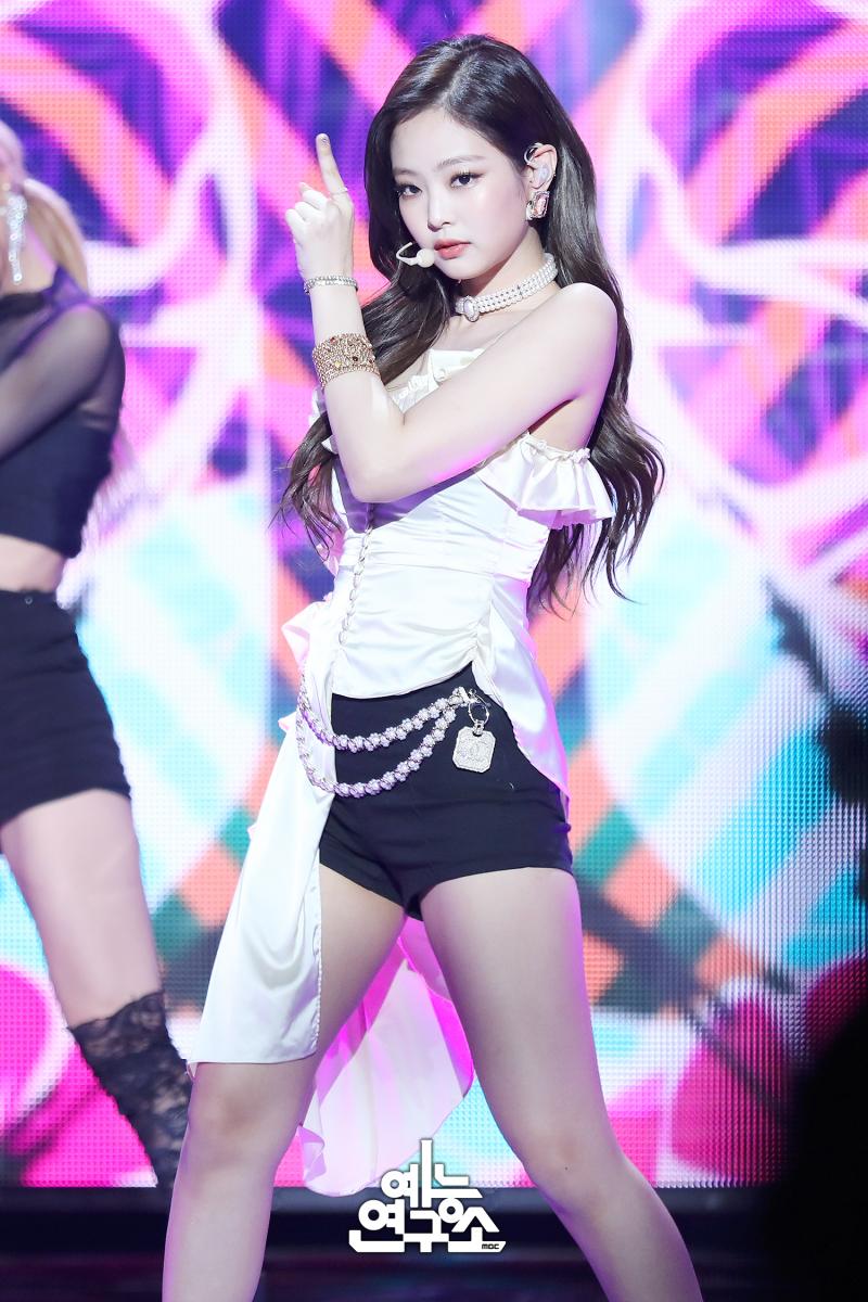 JENNIE