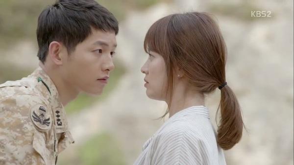 Đại úy Song Joong Ki và nàng bác sĩ Song Hye Kyo trong 