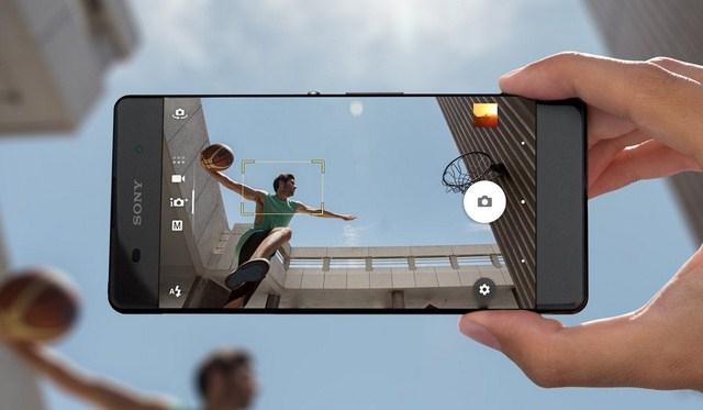 Vẻ ngoài sang trọng của chiếc điện thoại Sony Xperia XA