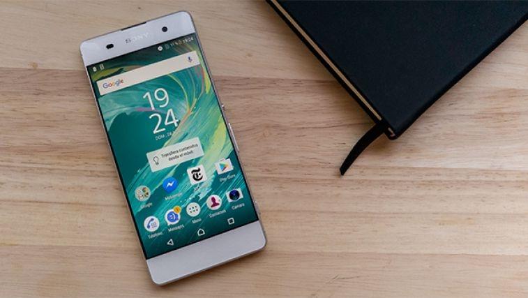 Sony Xperia XA với phiên bản màu trắng