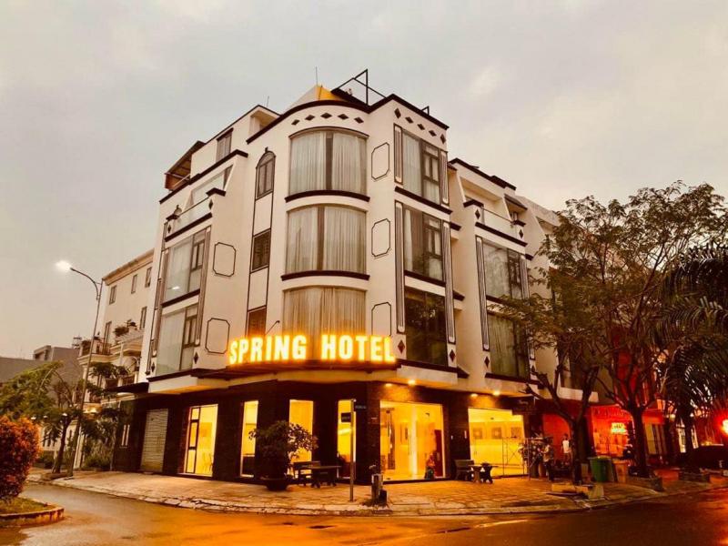 Spring Hotel