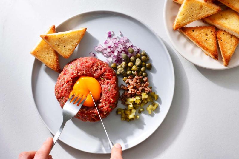 Steak Tartare – Bít tết Tartare