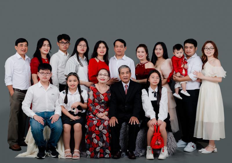 Studio Hữu Trí - Ảnh viện cho Bé & Gia Đình