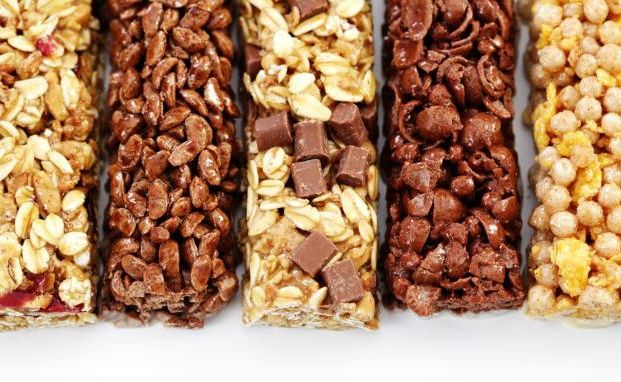 Sử dụng các thanh protein bar cho bữa ăn nhanh