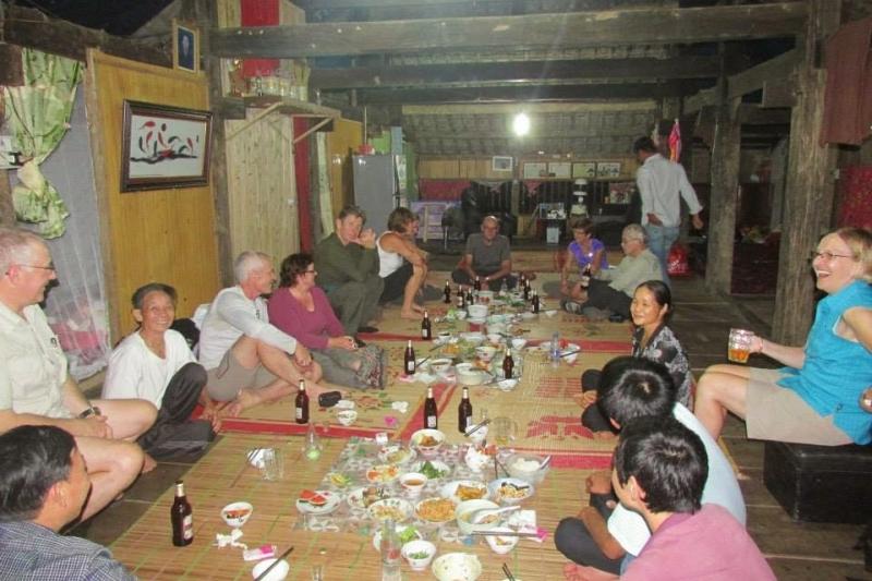 Sự thân thuộc giống như một gia đình là ý nghĩa quan trọng mà Homestay mang lại