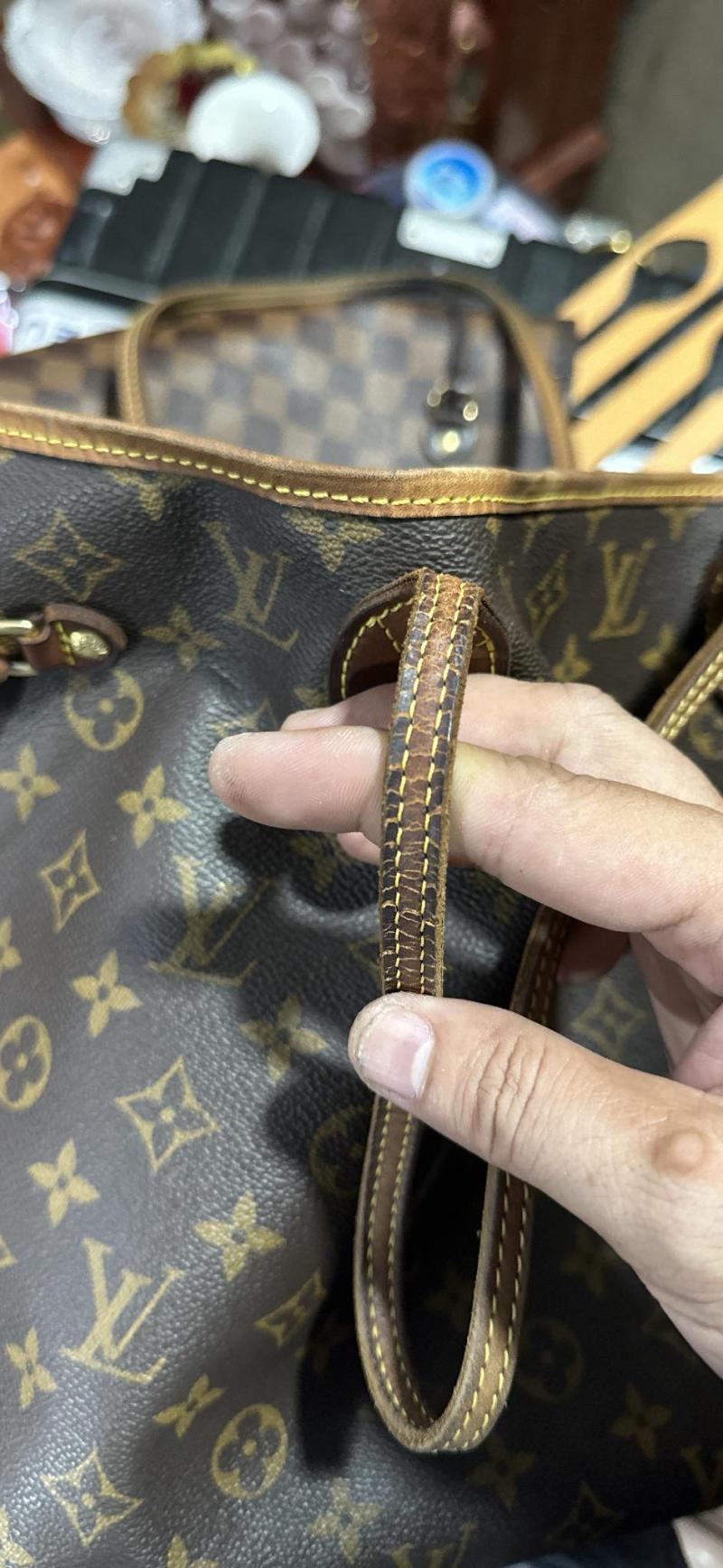 Sửa chữa Vali Túi xách - Phục hồi đồ hiệu - 166 Đ. Đặng Văn Ngữ