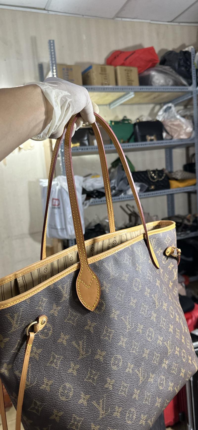 Sửa chữa Vali Túi xách - Phục hồi đồ hiệu - 166 Đ. Đặng Văn Ngữ