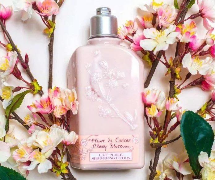 Sữa dưỡng thể hương hoa anh đào  L'Occitane Cherry Blossom Body Milk