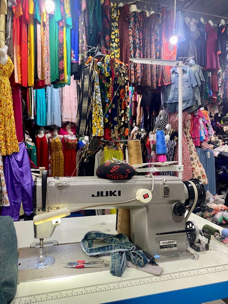 Sửa quần áo Nhung