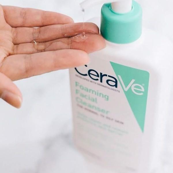 Sữa rửa mặt Cerave cho da dầu