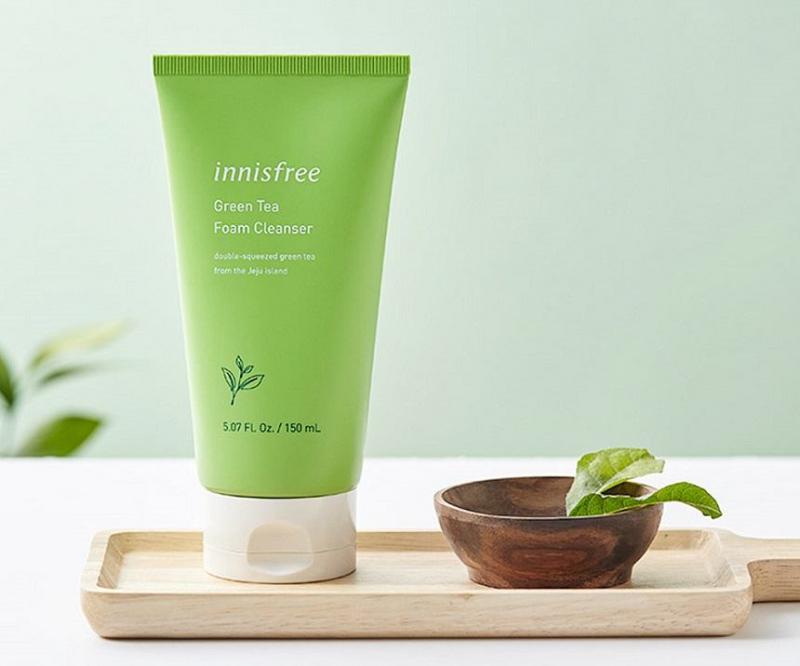 Sữa rửa mặt làm sạch innisfree Green Tea Foam Cleanser