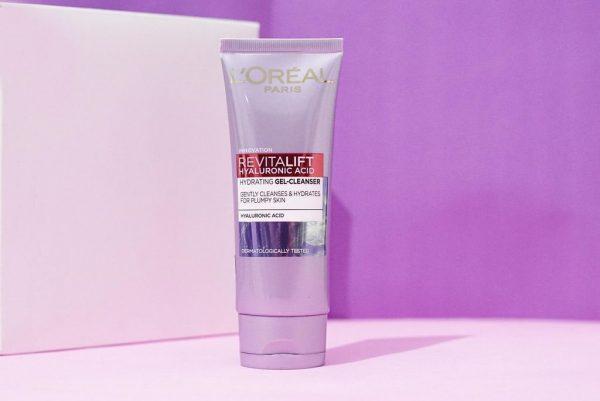 Sữa rửa mặt L'Oreal Paris Revitalift Hyaluronic Acid 100ml