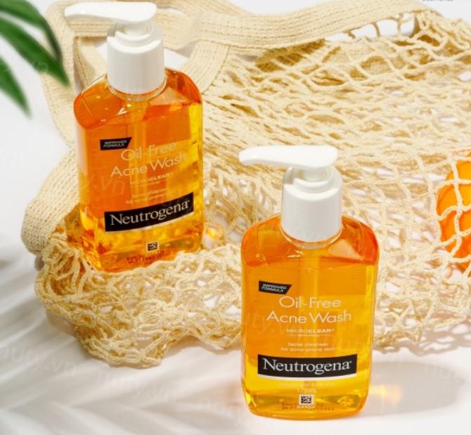 Sữa rửa mặt Neutrogena Oil Free Acne Wash