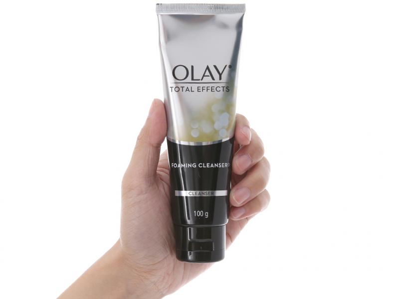 Sữa rửa mặt tạo bọt Olay Total Effects