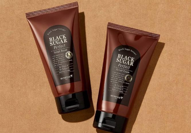 Sữa rửa mặt Skinfood Black Sugar Perfect Scrub Foam