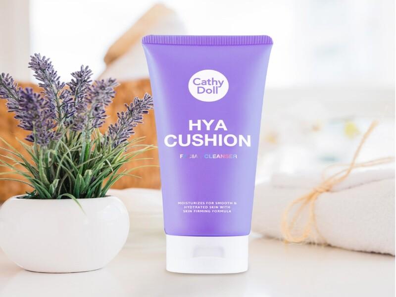 Sữa rửa mặt tạo bọt dưỡng ẩm da Cathy Doll Hya Cushion Facial Foam Cleanser