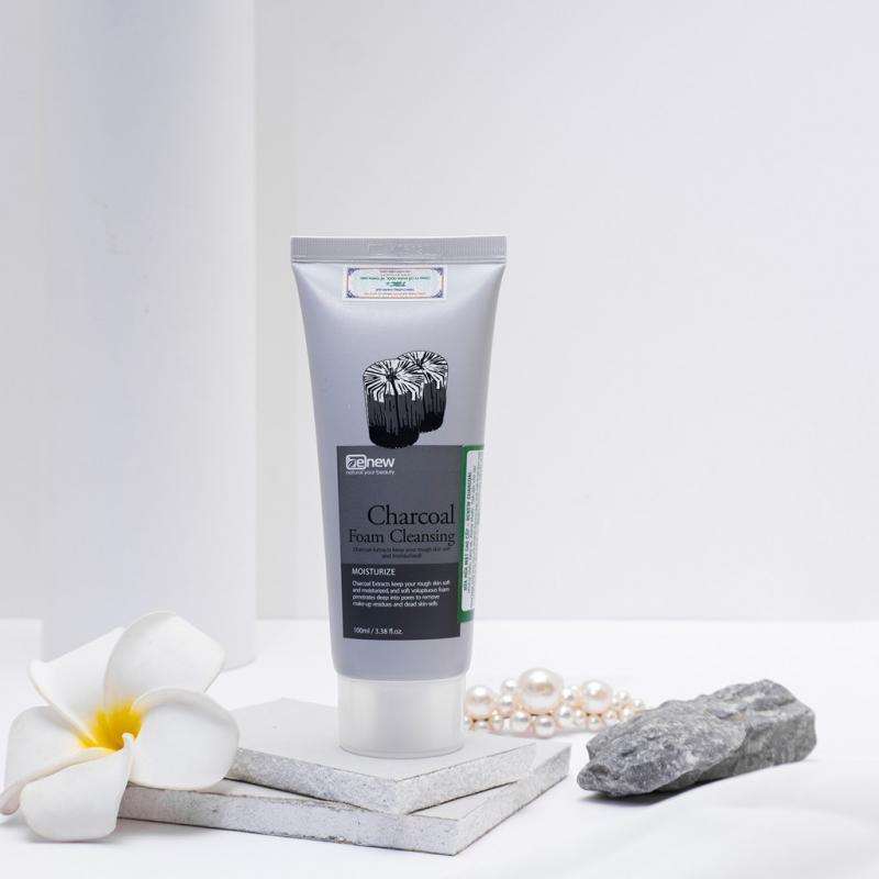 Sữa rửa mặt than hoạt tính ﻿Charcoal Foam Cleanser Benew