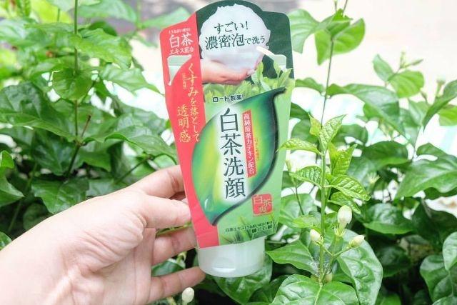 sữa rửa mặt Rohto Shirochasou Green Tea