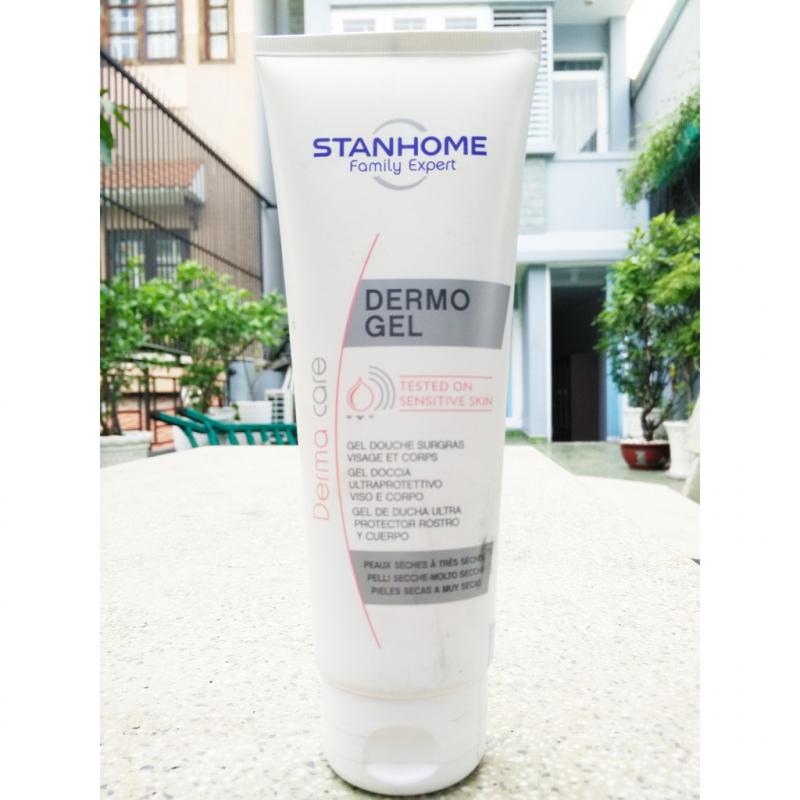 Sữa tắm không xà phòng cho da khô nhạy cảm, viêm nang lông Stanhome Family Expert Dermo Gel