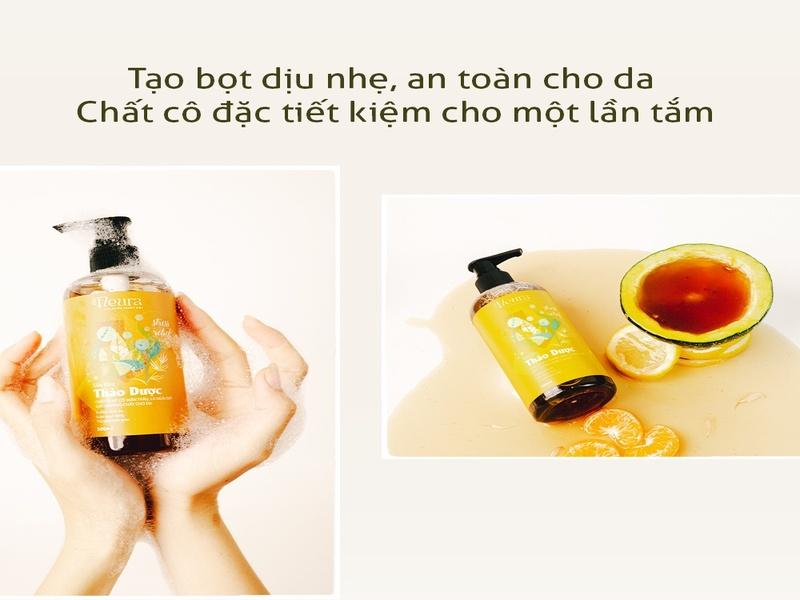 Sữa tắm thảo dược mụn lưng The Fleura