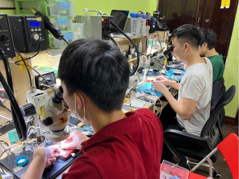 Sửa Táo 24H – Trung tâm sửa chữa tai nghe AirPods uy tín Hà Nội