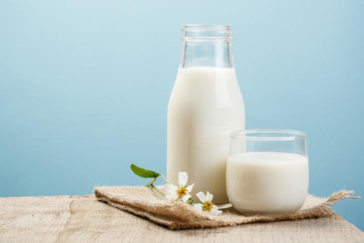 Sữa tươi cho mẹ bầu 3 tháng