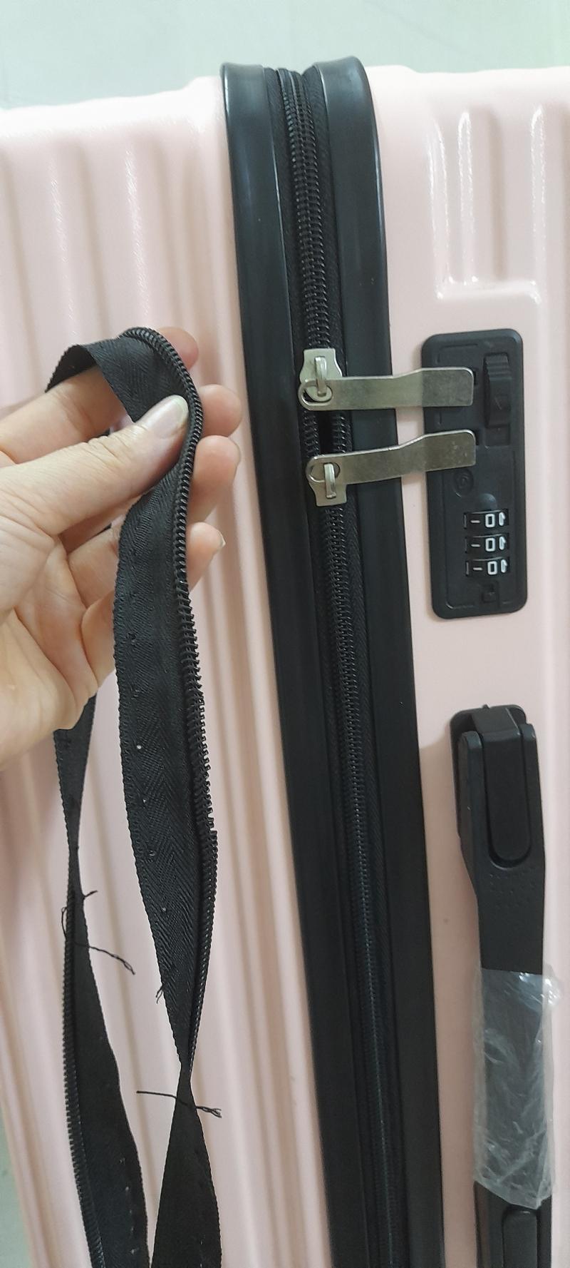 Sửa vali tại Huế